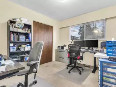 Powder Room Photo of 6870 6th Street, Burnaby, BC