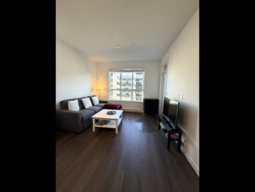 Kitchen Photo of 420 8509 158 Street, Surrey, BC