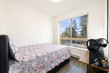 Office / Den Photo of 318 6628 120 Street, Surrey, BC