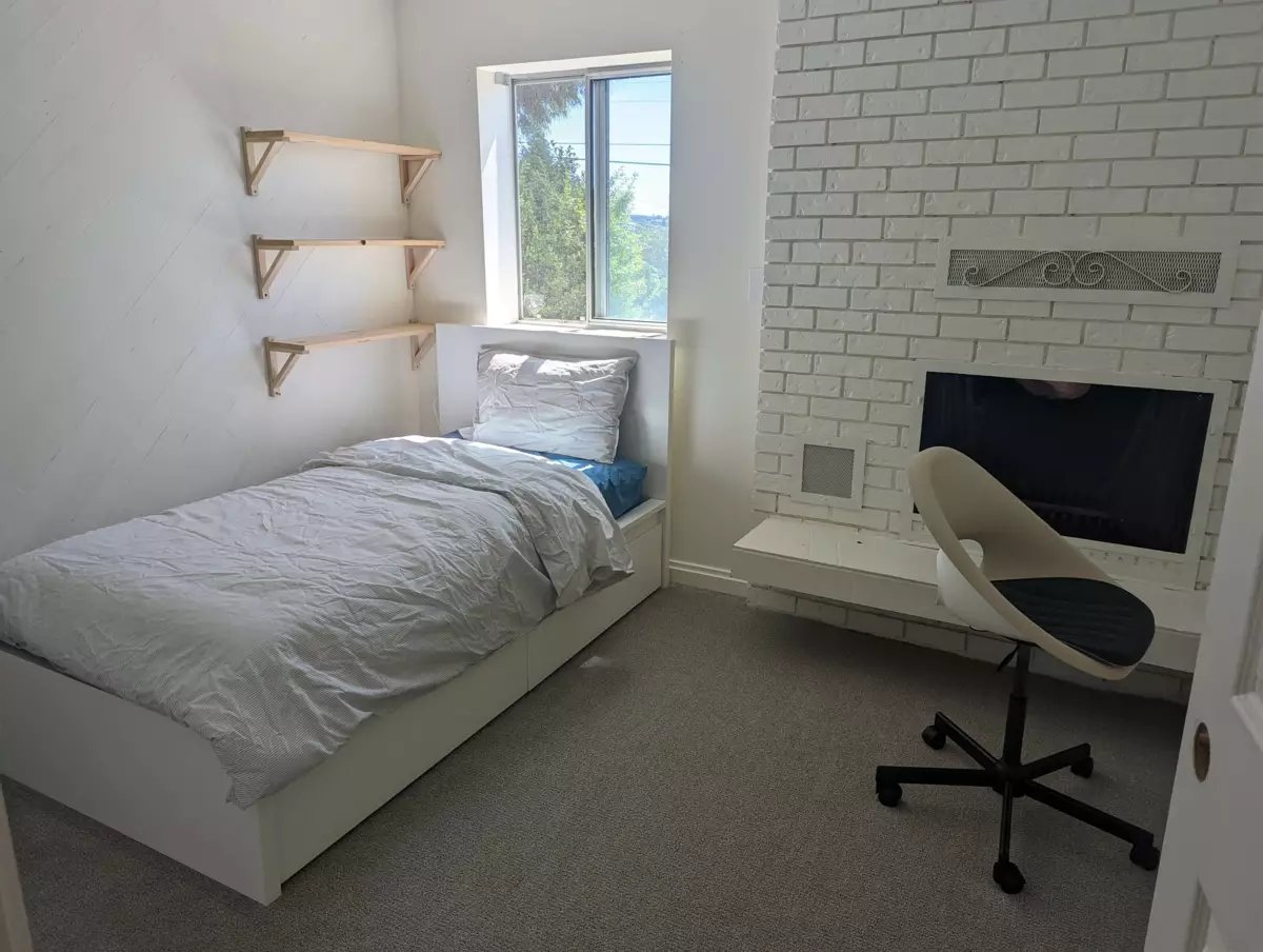 Loft / Bonus Room Photo of 5395 Georgia Street, Burnaby, BC