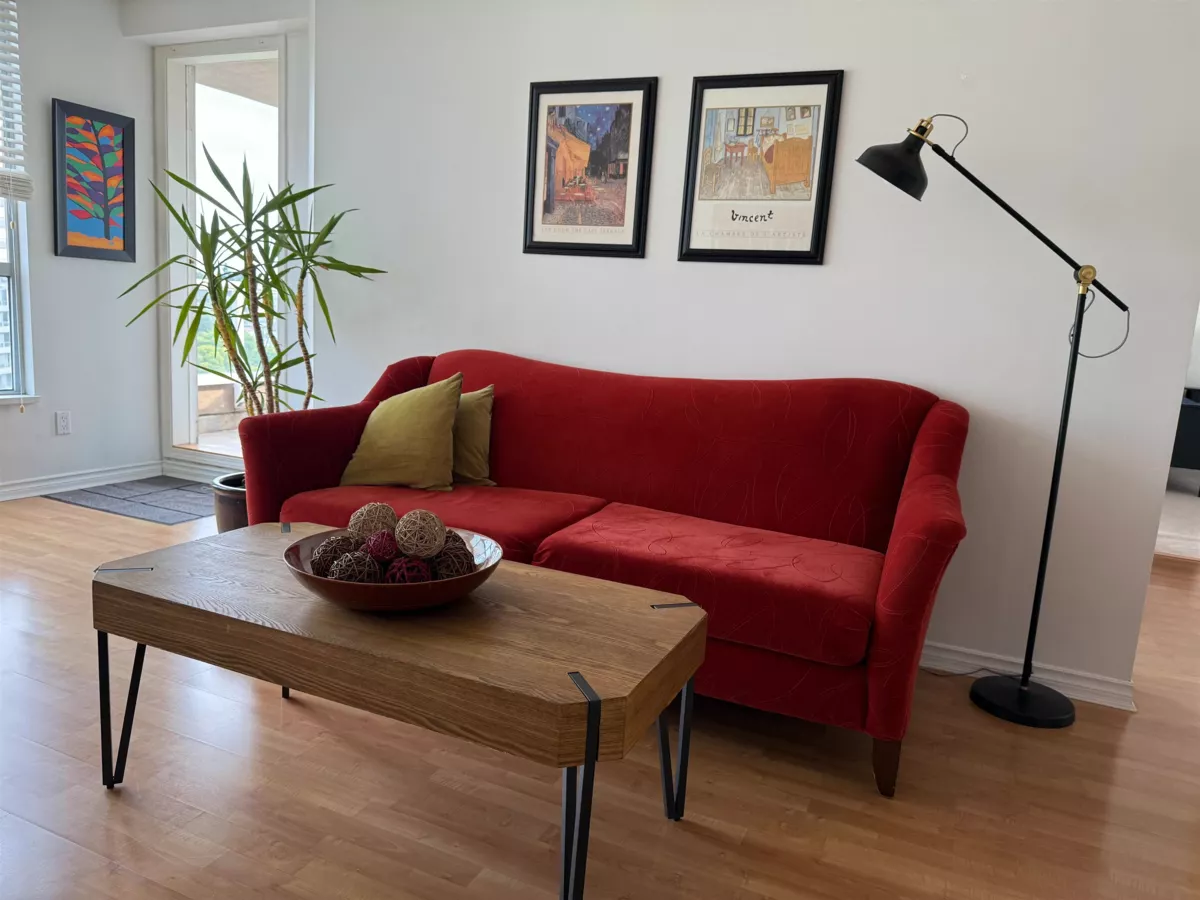 Kitchen Photo of 1203 5189 Gaston Street, Vancouver, BC