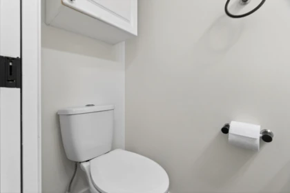 Powder Room Photo of 305 14377 103 Avenue, Surrey, BC