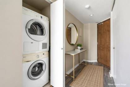 1606 1212 Howe Street, Vancouver, BC