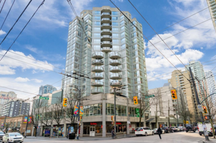 Office / Den Photo of 1606 1212 Howe Street, Vancouver, BC