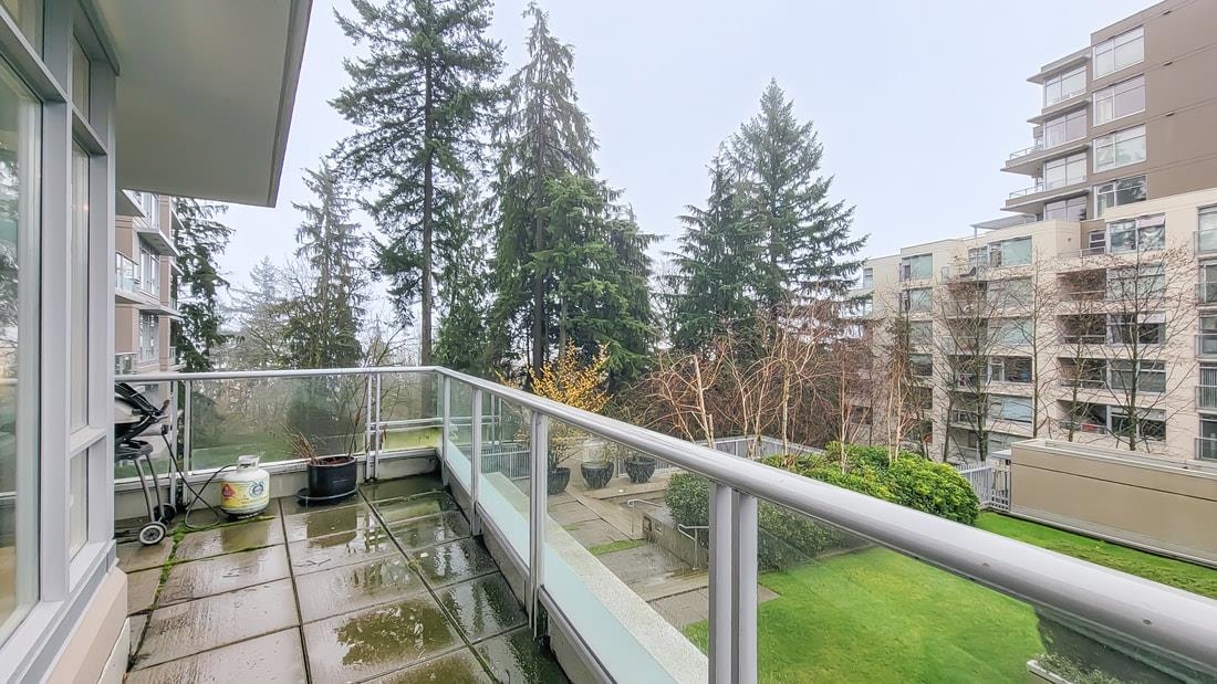 Basement Recreation Room Photo of 301 9266 University Crescent, Burnaby, BC