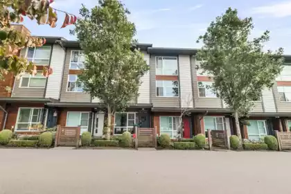 Backyard Photo of 30 16223 23a Avenue, Surrey, BC