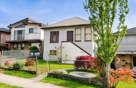 2354 E 33rd Avenue, Vancouver, BC, Vancouver — Single Family Residence for sale