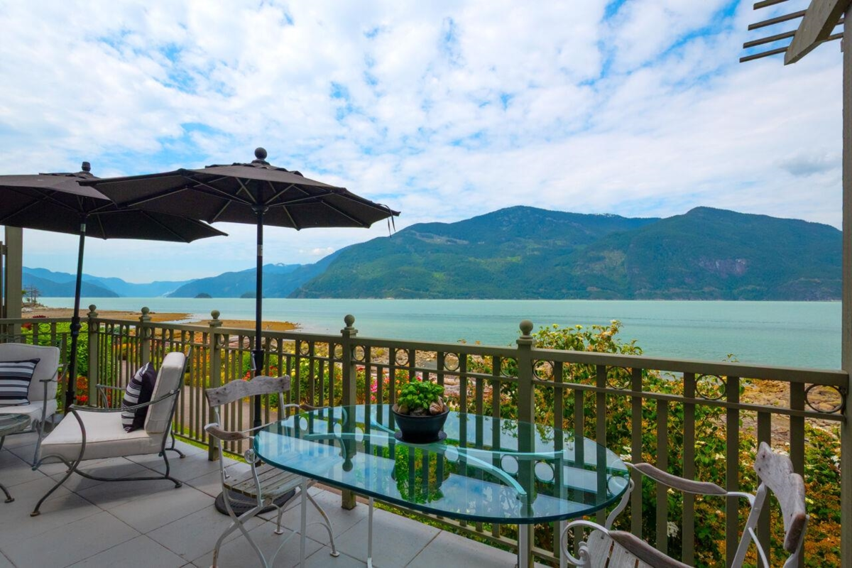 Bedroom 4 Photo of 9 Beach Drive, Furry Creek, BC