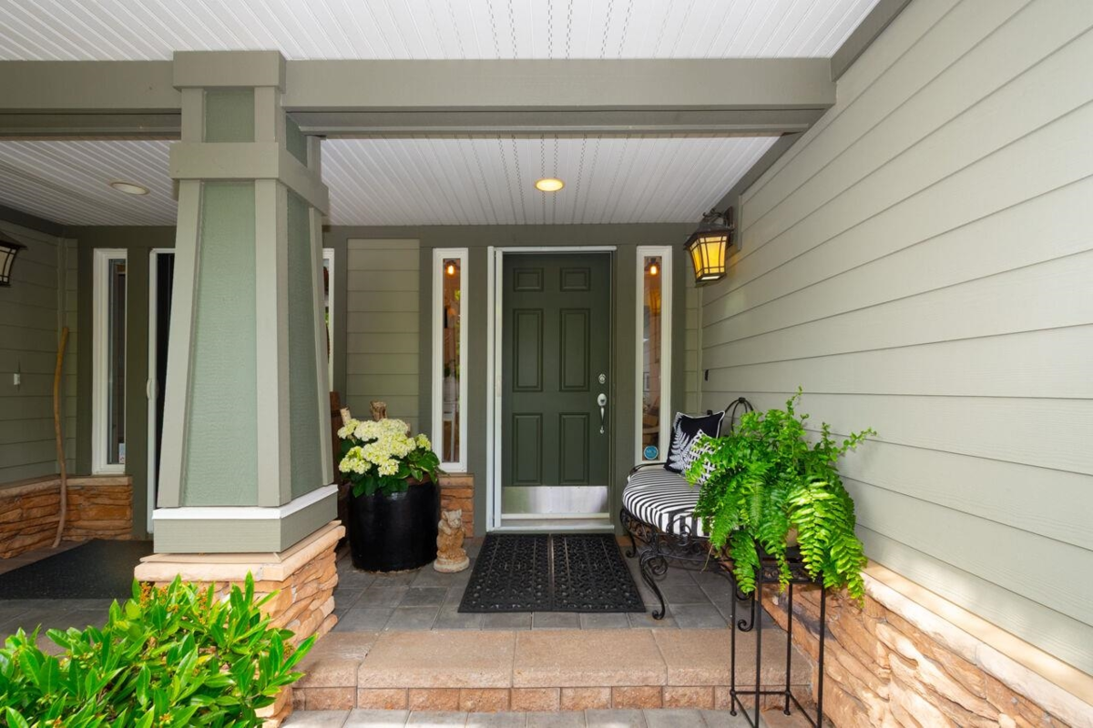 Exterior Rear Photo of 9 Beach Drive, Furry Creek, BC