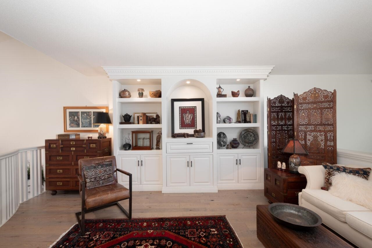 Guest Bathroom Photo of 9 Beach Drive, Furry Creek, BC