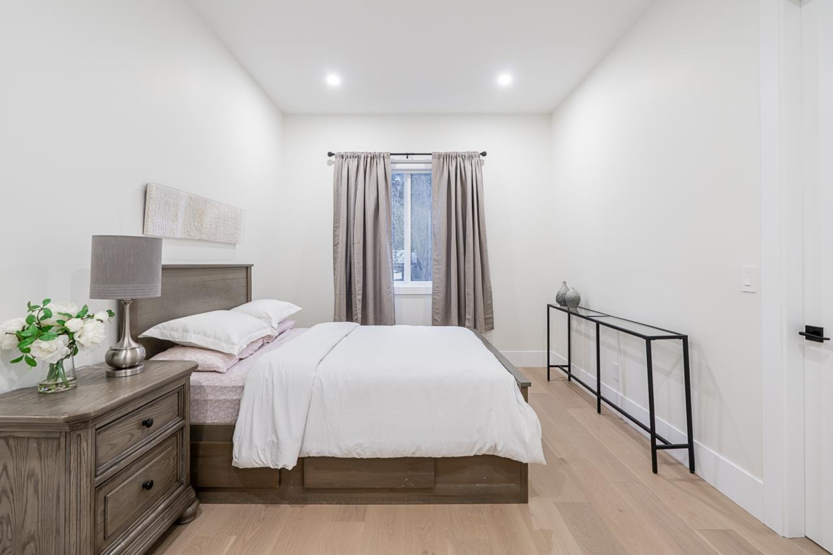 Bedroom 4 Photo of 24095 65 Avenue, Langley, BC