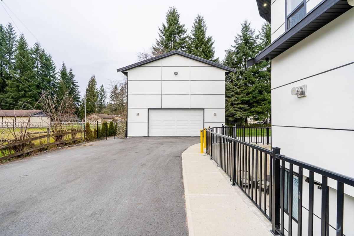 Fitness Center Photo Near 24095 65 Avenue, Langley, BC