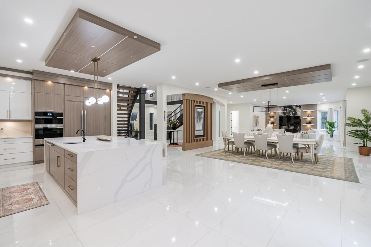 Primary Bathroom Photo of 24095 65 Avenue, Langley, BC