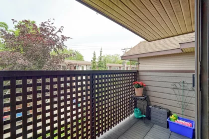 Basement Recreation Room Photo of 402 2215 Dundas Street, Vancouver, BC