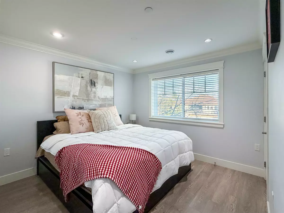 Primary Bedroom Photo of 5626 Elizabeth Street, Vancouver, BC