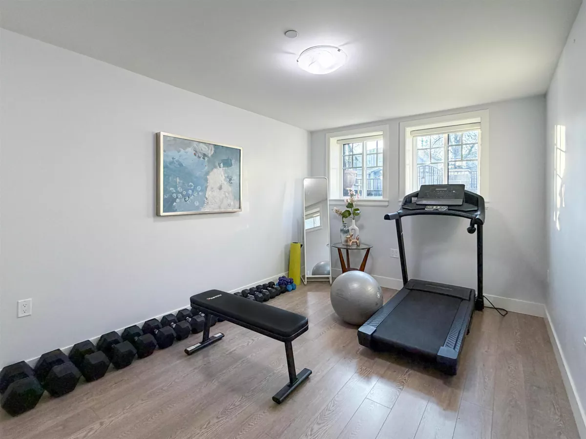 Walk-In Closet Photo of 5626 Elizabeth Street, Vancouver, BC