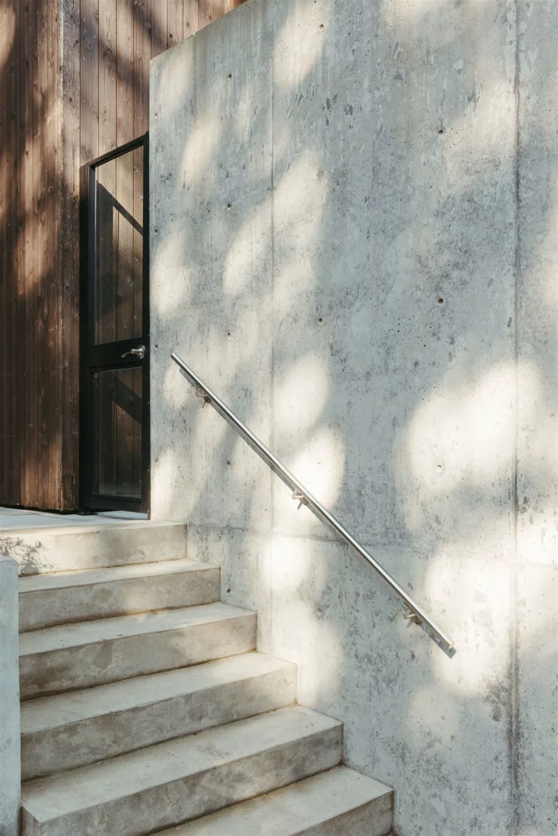 Staircase Photo of 6510 Madrona Crescent, West Vancouver, BC