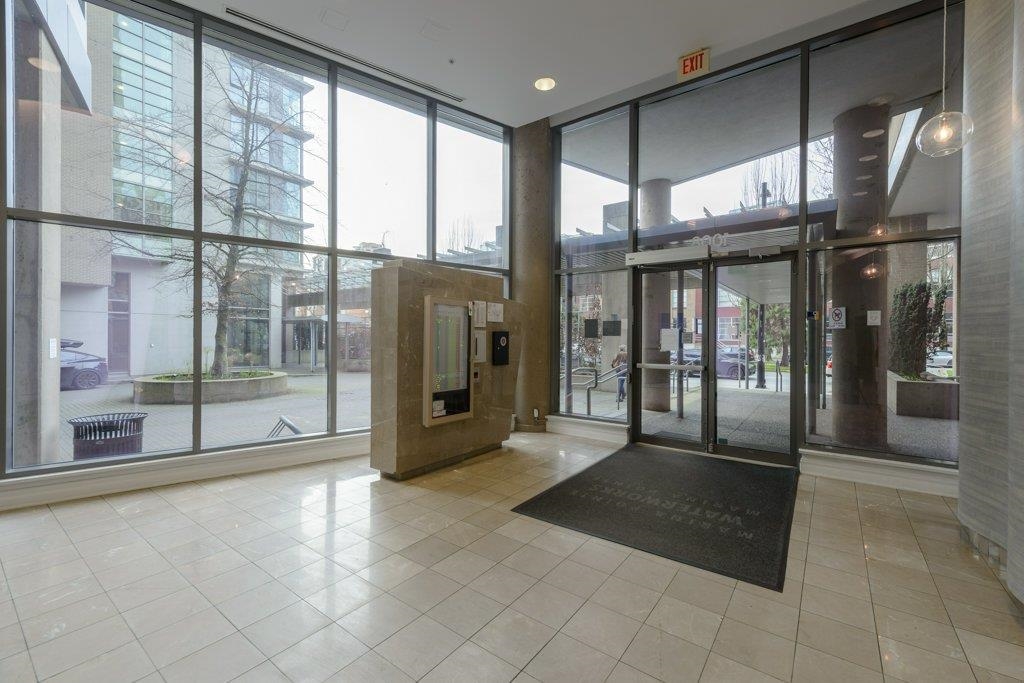 Front Yard Photo of 1901 1008 Cambie Street, Vancouver, BC