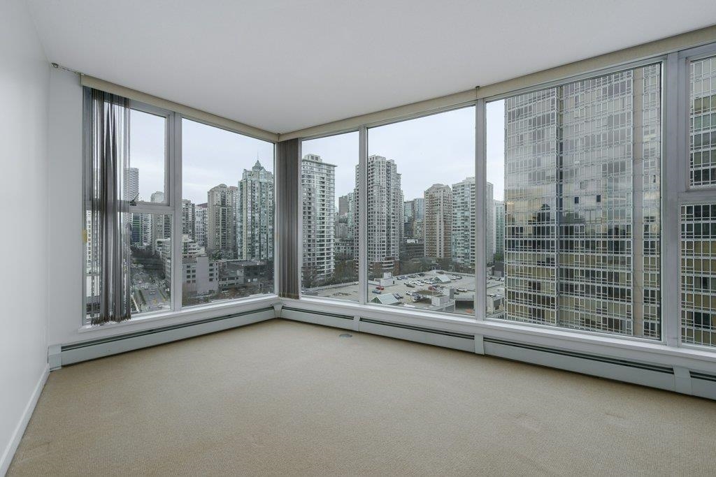 Guest Bathroom Photo of 1901 1008 Cambie Street, Vancouver, BC