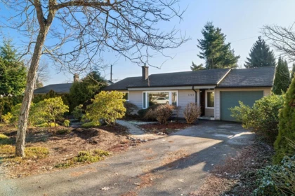 1315 W 15th Street, North Vancouver, BC, North Vancouver — Single Family Residence for sale