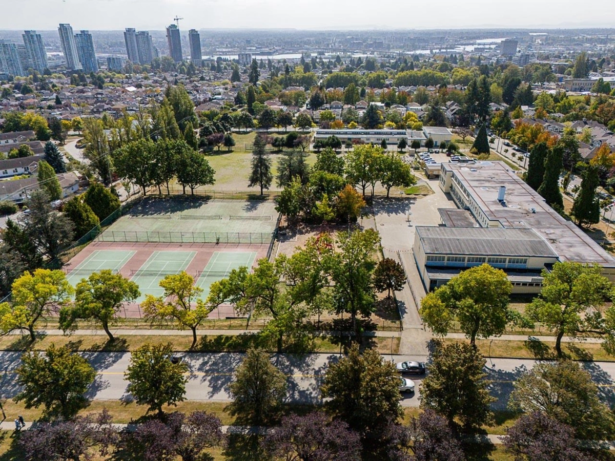 Mudroom Photo of 970 W 64th Avenue, Vancouver, BC