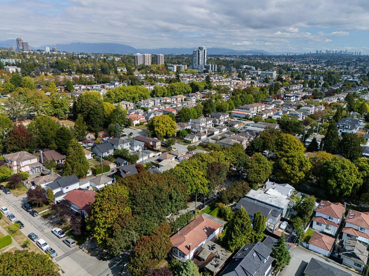 Powder Room Photo of 970 W 64th Avenue, Vancouver, BC