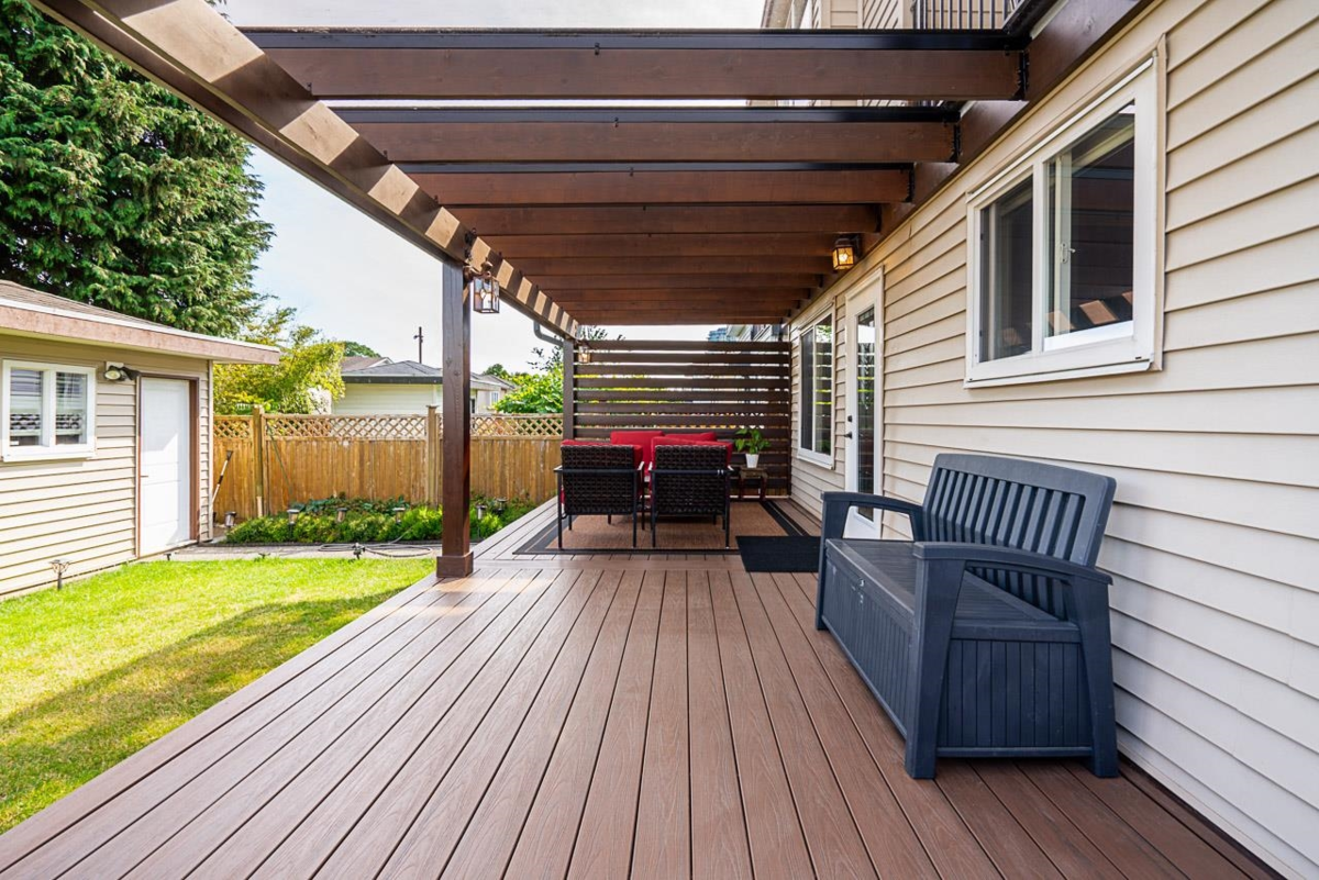 Aerial View of 7568 19th Avenue, Burnaby, BC