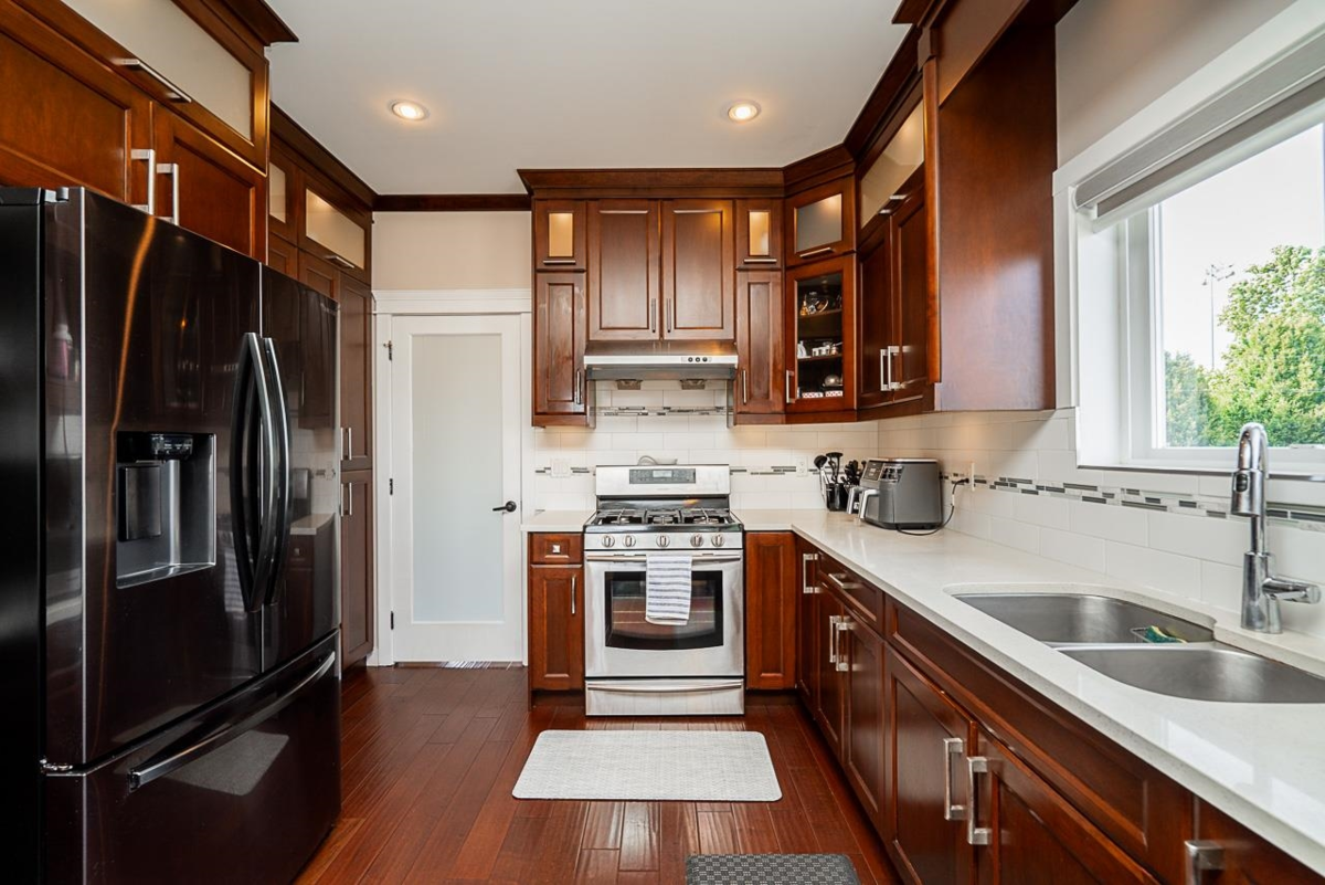 Breakfast Nook Photo of 7568 19th Avenue, Burnaby, BC