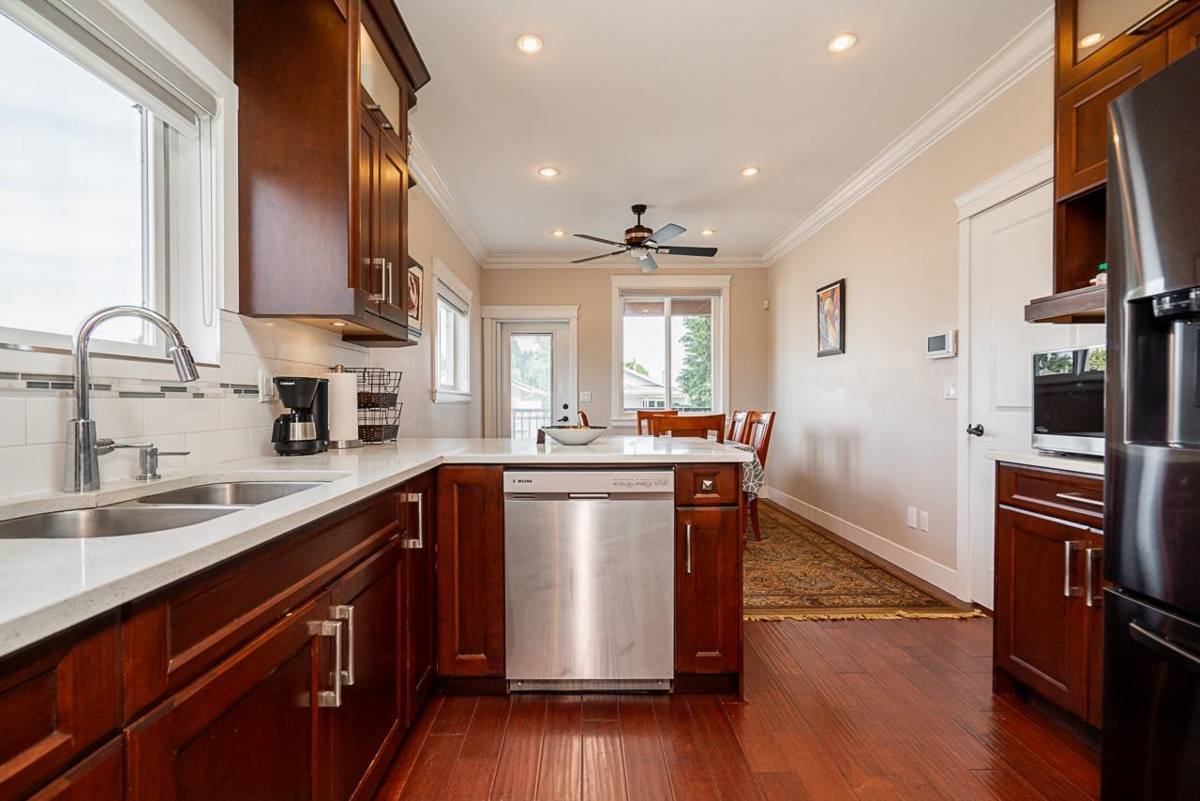 Pantry Photo of 7568 19th Avenue, Burnaby, BC