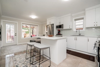 Mudroom Photo of 7568 19th Avenue, Burnaby, BC