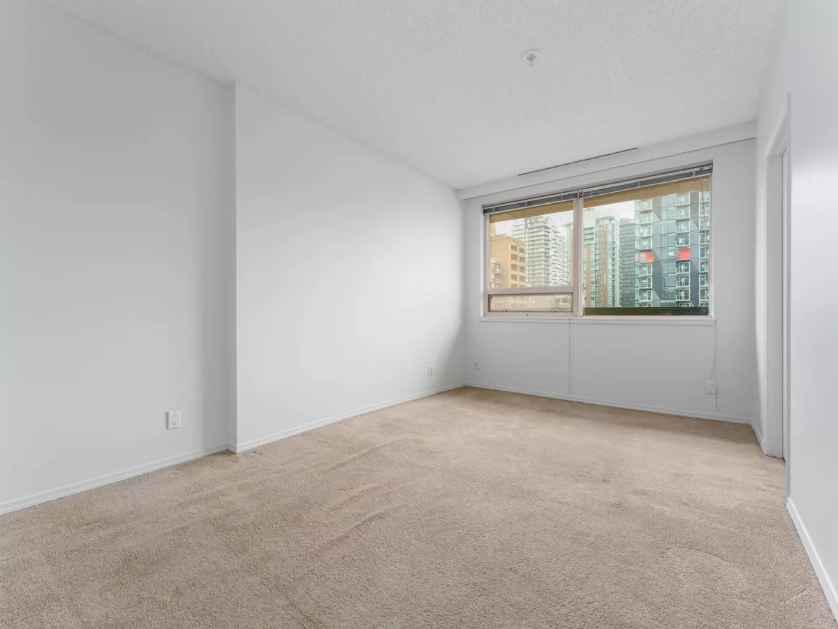 Bedroom 3 Photo of 1108 1177 Hornby Street, Vancouver, BC