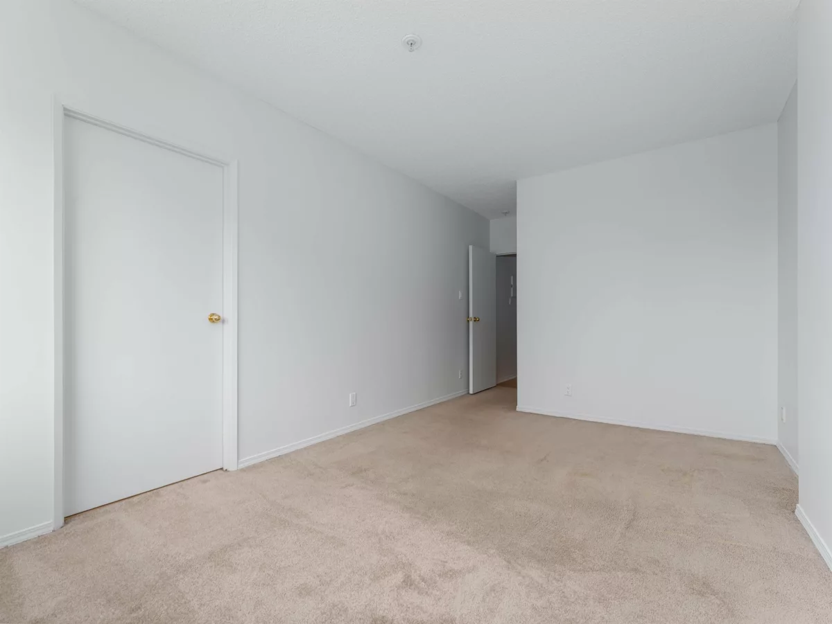 Bedroom 4 Photo of 1108 1177 Hornby Street, Vancouver, BC