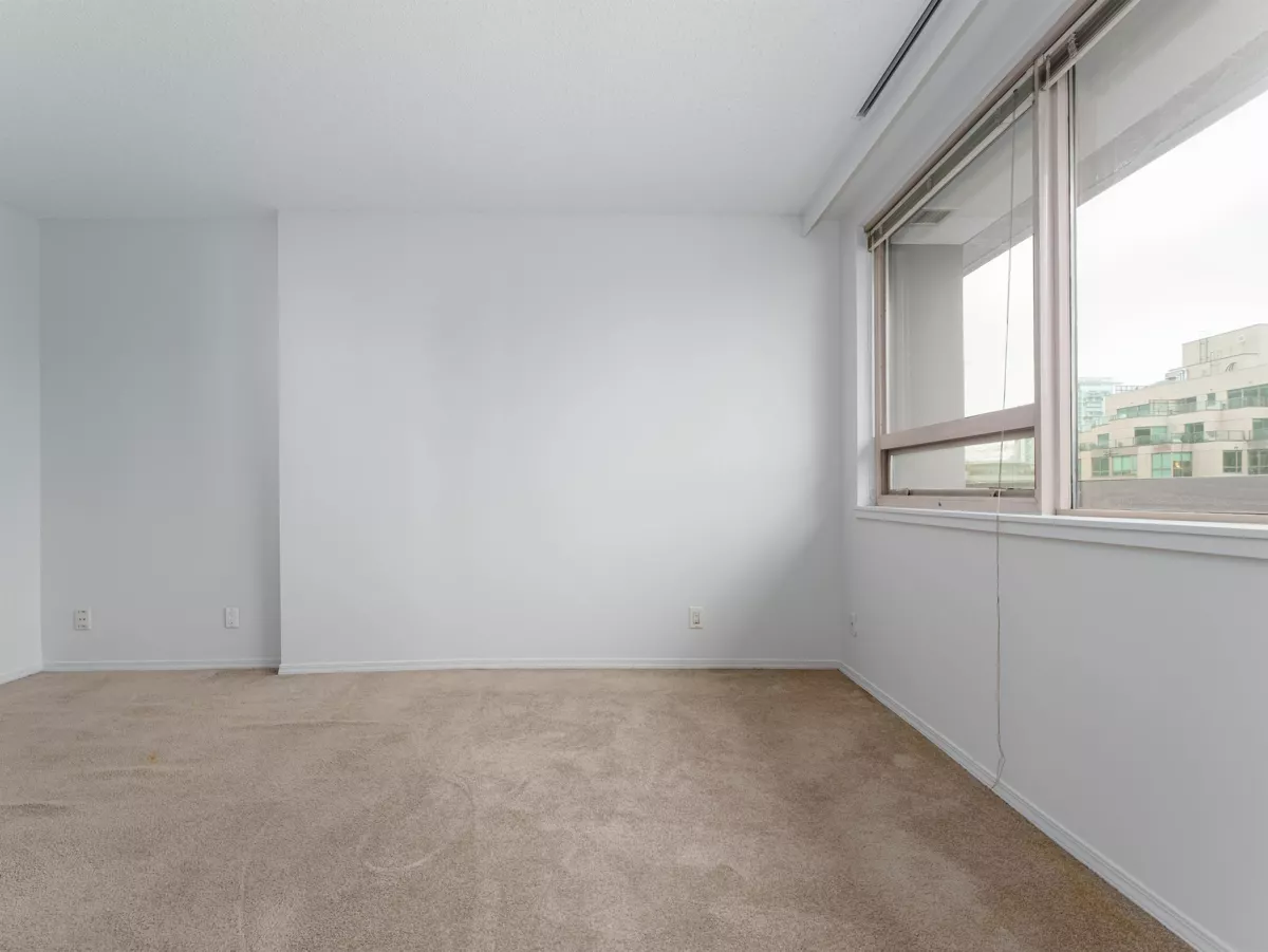 Breakfast Nook Photo of 1108 1177 Hornby Street, Vancouver, BC