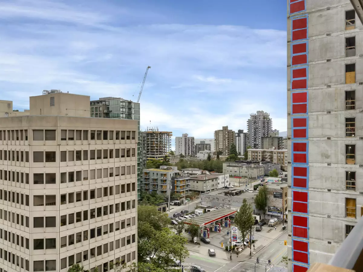 Entry Foyer Photo of 1108 1177 Hornby Street, Vancouver, BC