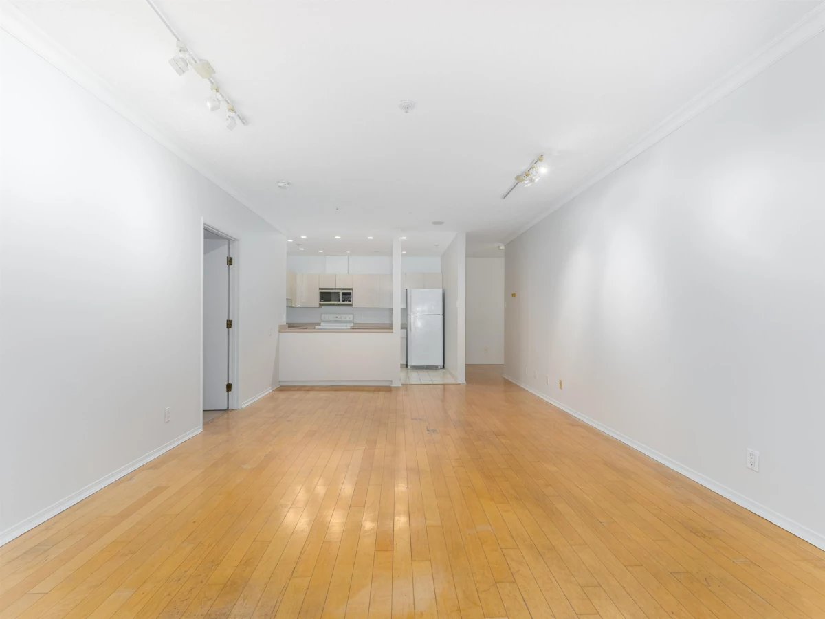 Living Room Photo of 1108 1177 Hornby Street, Vancouver, BC