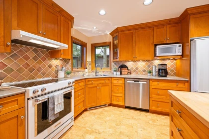 Breakfast Nook Photo of 3205 Arbutus Drive, Whistler, BC