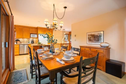 Kitchen Island Photo of 3205 Arbutus Drive, Whistler, BC