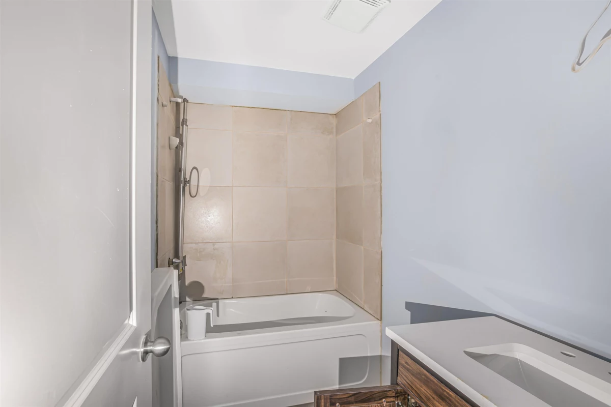 Basement Recreation Room Photo of 36111 Spyglass Lane, Abbotsford, BC