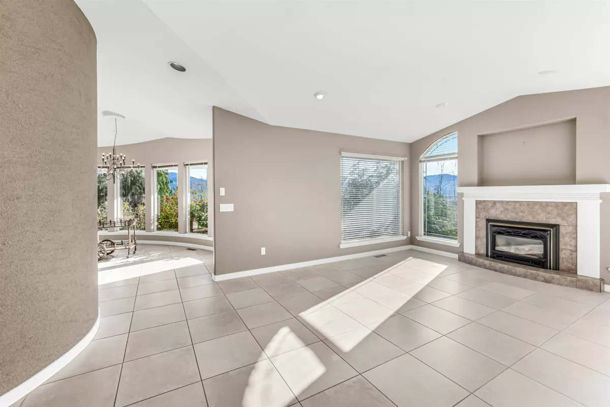 Dining Area Photo of 36111 Spyglass Lane, Abbotsford, BC