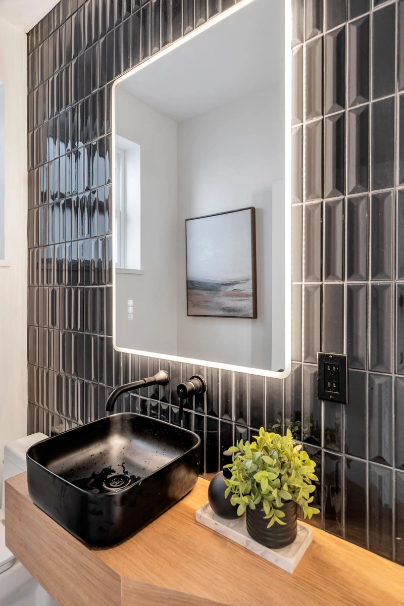 Guest Bathroom Photo of 3439 Fleming Street, Vancouver, BC