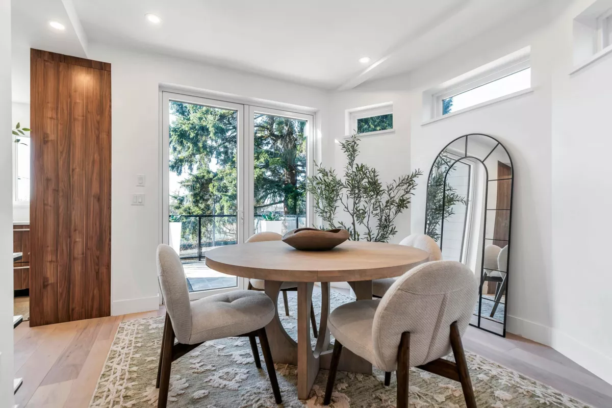 Kitchen Island Photo of 3439 Fleming Street, Vancouver, BC