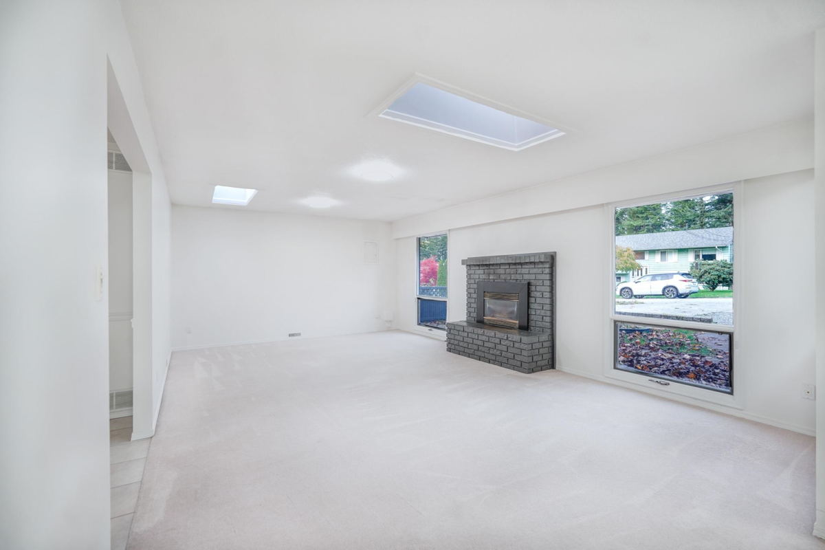 Kitchen Island Photo of 8577 Terrace Drive, Delta, BC