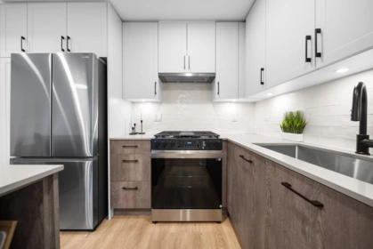 201 27218 Aldergrove Town Centre Drive, Langley, BC, Aldergrove Langley — 1 bed apartment/condo for sale