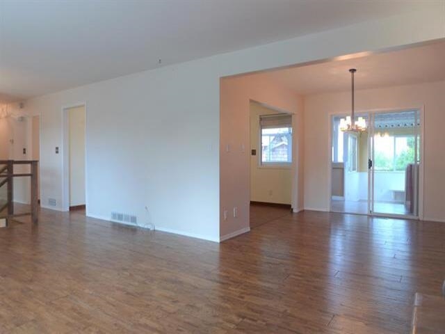 Breakfast Nook Photo of 2124 Topaz Street, Abbotsford, BC