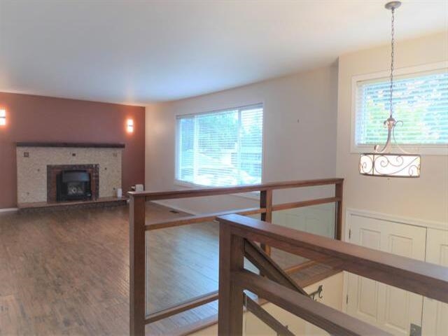 Walk-In Closet Photo of 2124 Topaz Street, Abbotsford, BC