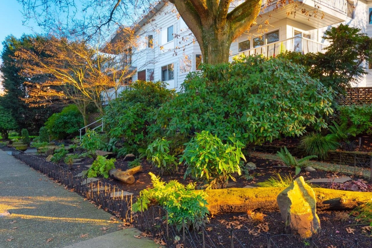 Garden / Landscaping Photo of 203 1696 W 10th Avenue, Vancouver, BC