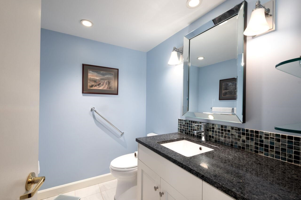 Laundry Room Photo of 203 1696 W 10th Avenue, Vancouver, BC
