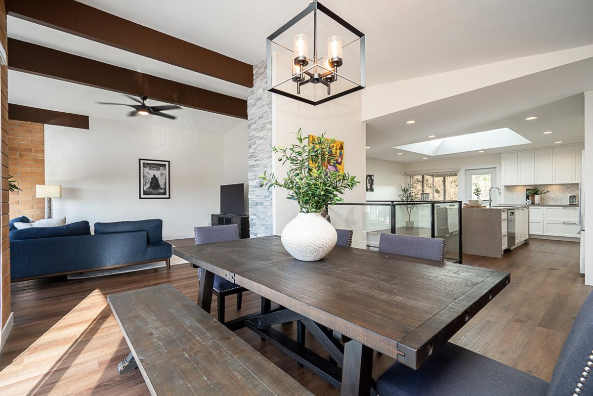 Kitchen Photo of 220 N Grosvenor Avenue, Burnaby, BC