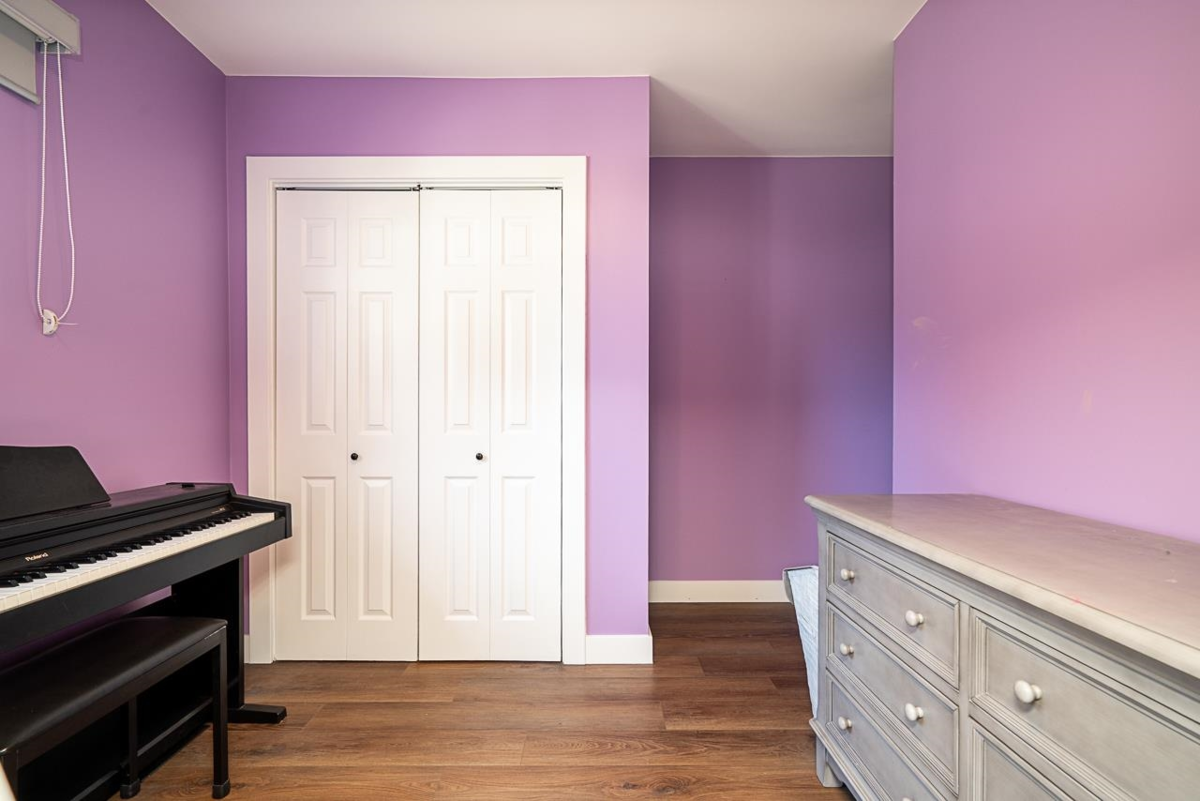 Laundry Room Photo of 220 N Grosvenor Avenue, Burnaby, BC