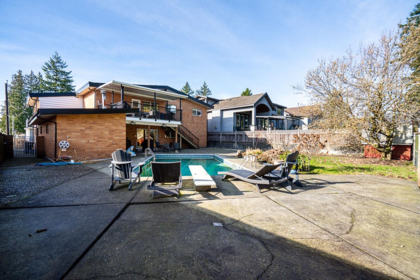 Aerial View of 220 N Grosvenor Avenue, Burnaby, BC